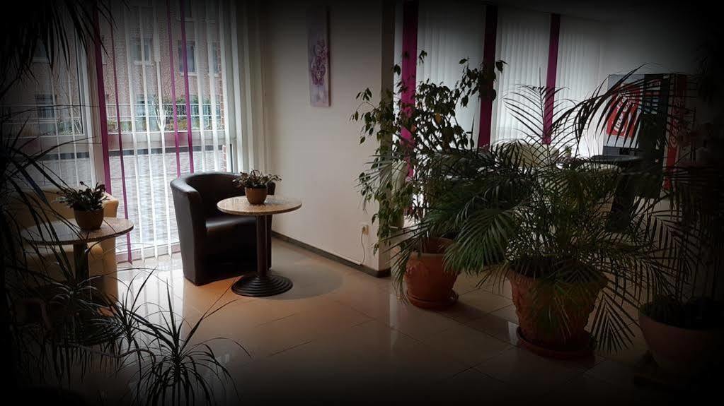 Hotel Primula Troisdorf Bagian luar foto