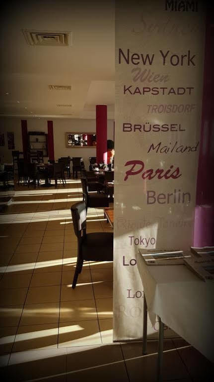 Hotel Primula Troisdorf Bagian luar foto